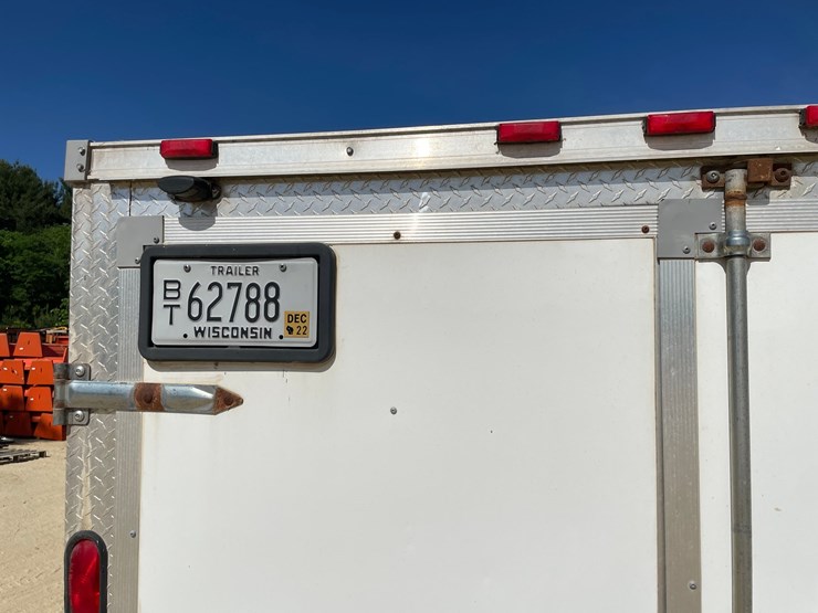 #412-•-2012-middlebury-16'-enclosed-trailer-(has-wi-title)-image-23