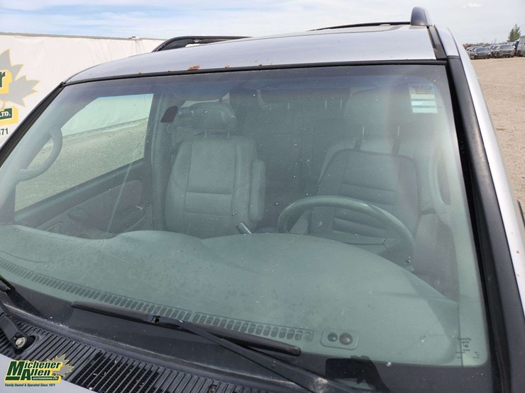 2002-toyota-sequoia-limited-image-27