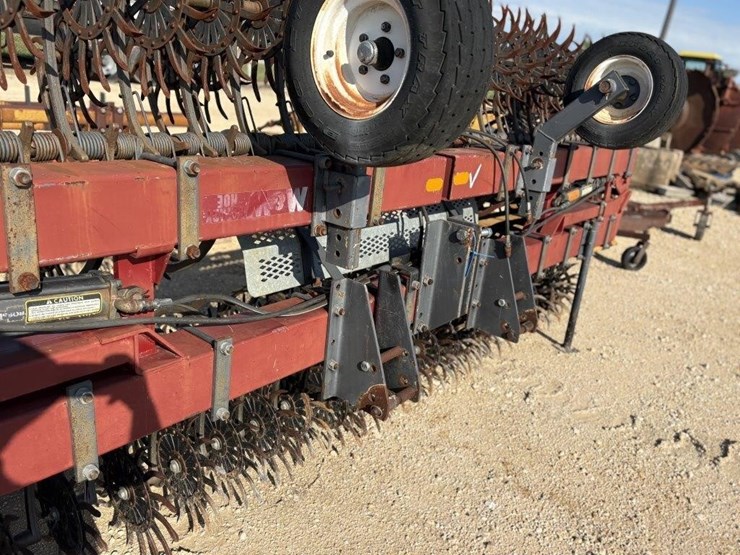 l2---m-and-w-rotary-hoe-1930-image-7