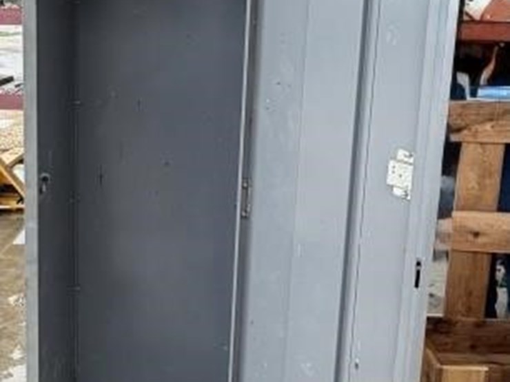 sl--locker-image-3