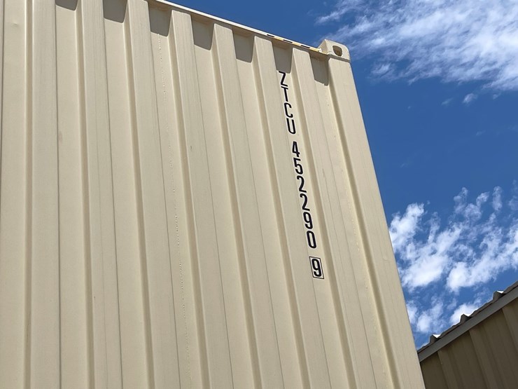 #101-•-40'-high-cube-multi-door-container-image-16