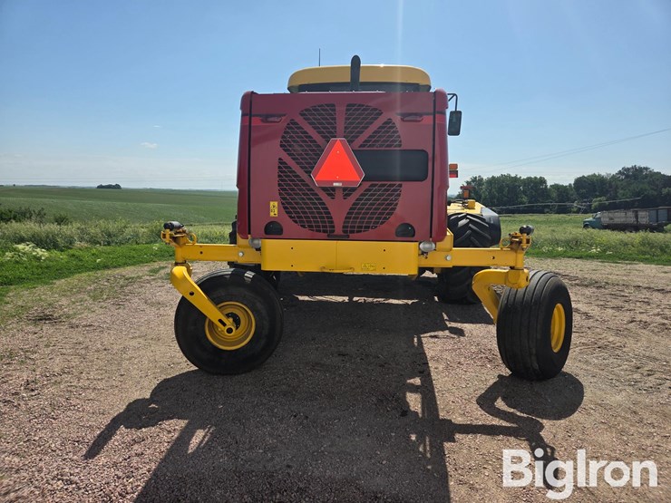 2023-new-holland-speedrower-220-image-6