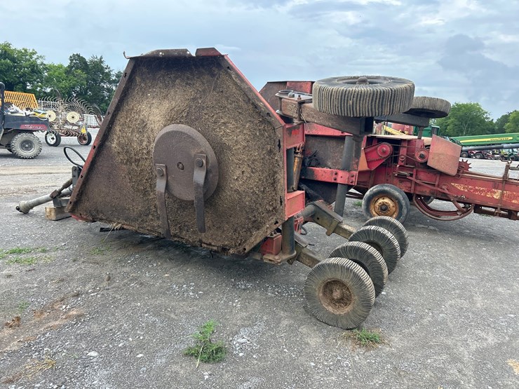 massey-ferguson-15-image-4
