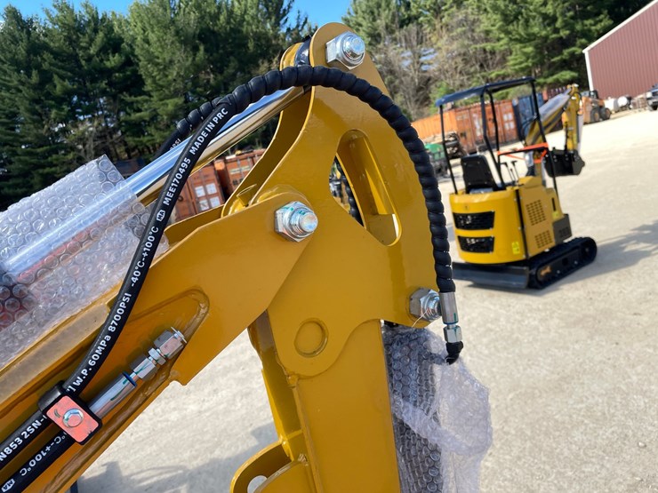 #1103-•-new-ats-rt15r-mini-excavator-image-21