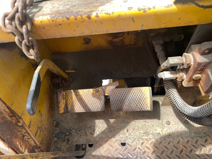 #302-•-liftmaster-rough-terrain-forklift-(boyceville-wi)-image-51