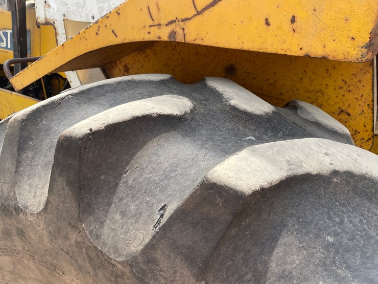 #302-•-liftmaster-rough-terrain-forklift-(boyceville-wi)-image-63