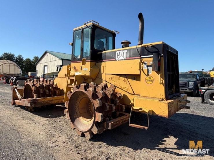 2001-caterpillar-815f-image-3