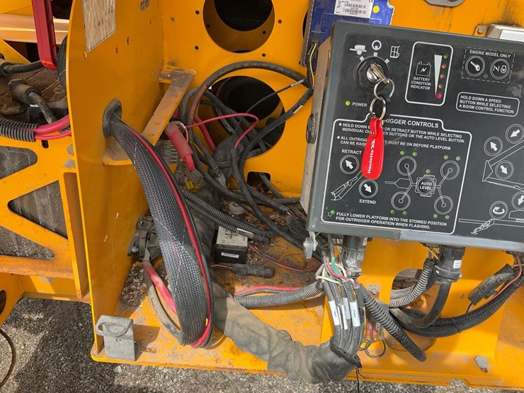 #1275-•-2021-haulotte-5533a-towable-boom-lift-image-35