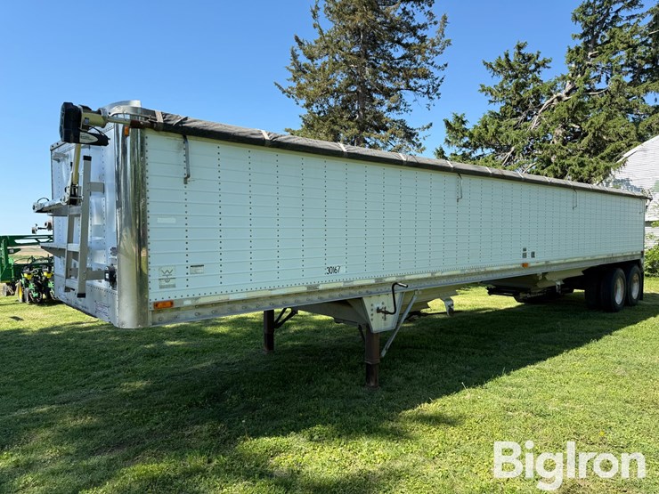 2000-wilson-grain-trailer-image-1