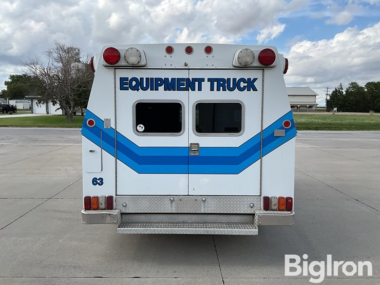 1996-ford-e350-image-6