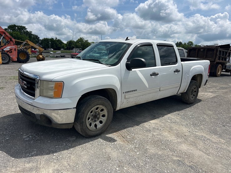 2008-gmc-sierra-1500-image-1