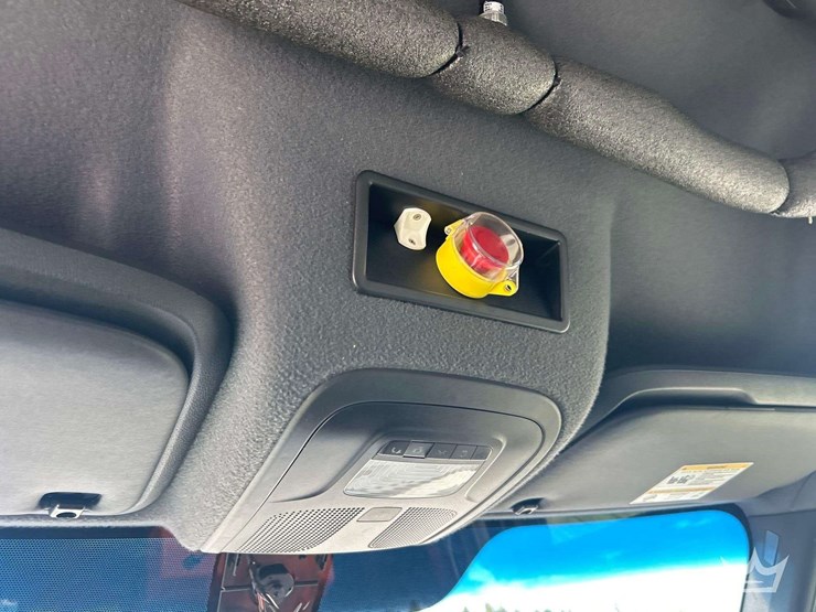 2021-mercedes-benz-sprinter-4500-image-14