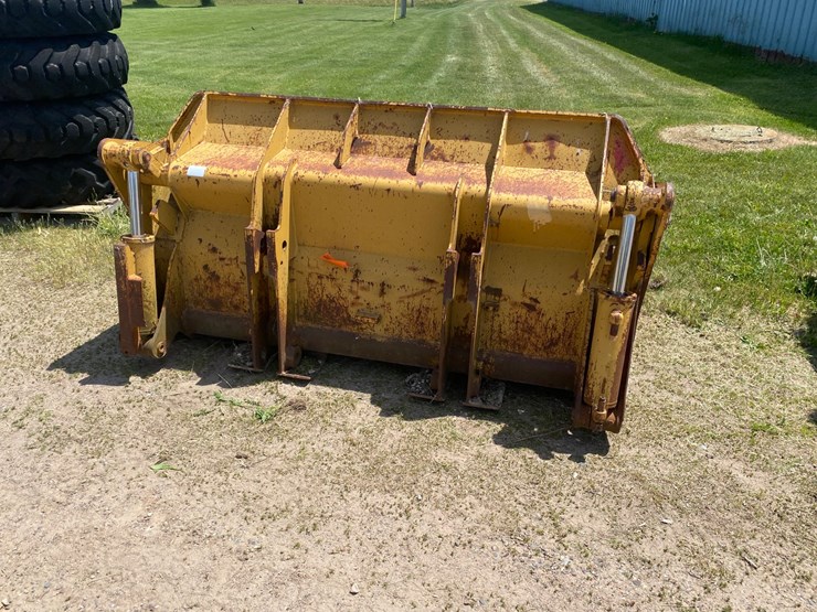 #7075-•-88"-4-in-1-loader-backhoe-bucket-(deerbrook,-wi)-image-7