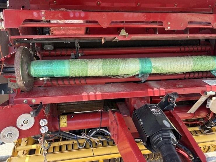 l2---2018-roll-belt-new-holland-560-baler-image-10
