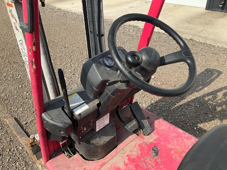 #1357-•-1998-electric-japanese-toyota-forklift-image-27