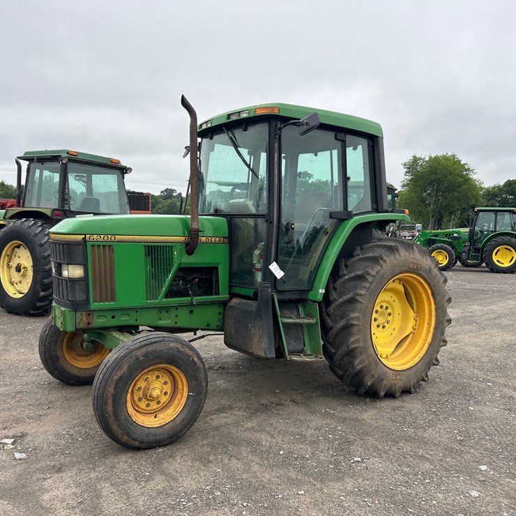 JOHN DEERE 6200