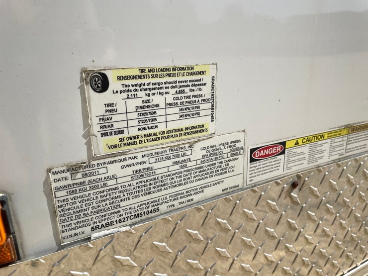 #412-•-2012-middlebury-16'-enclosed-trailer-(has-wi-title)-image-104