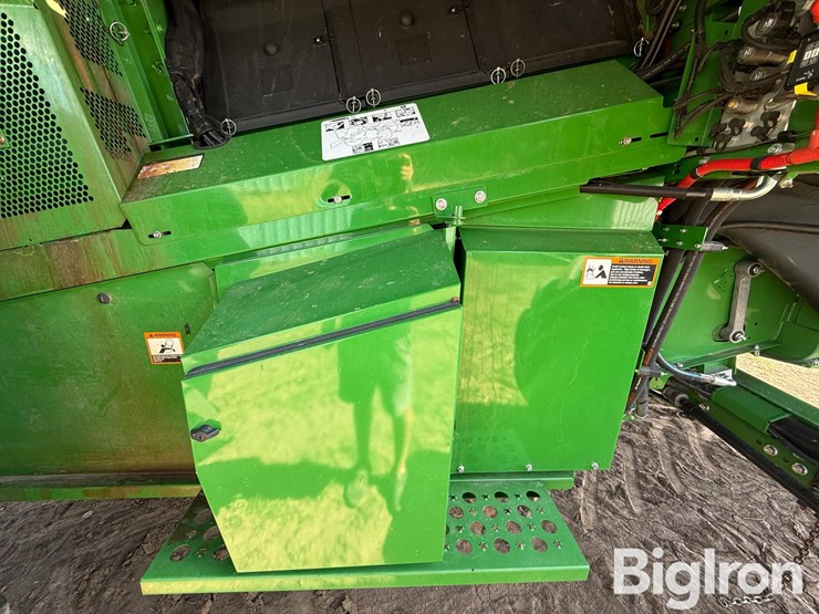 2020-john-deere-s790-image-20