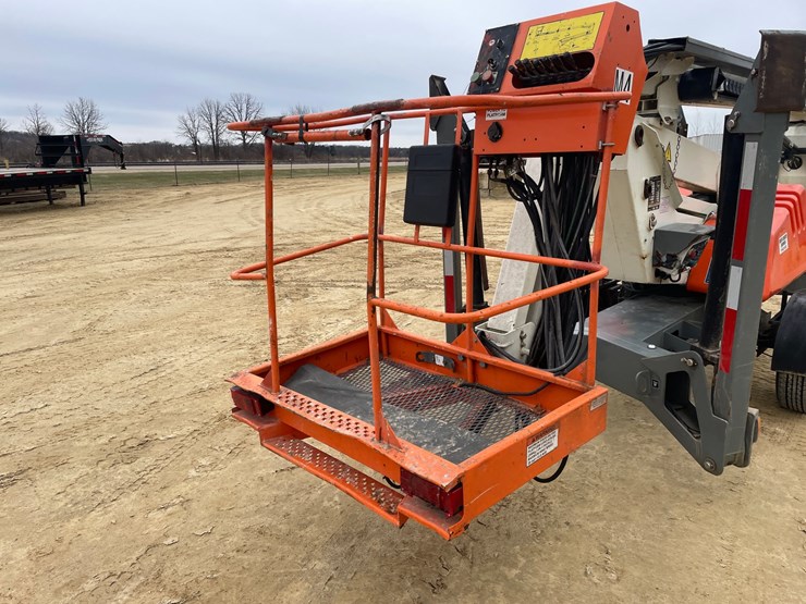 #300-•-(m-4)-2018-snorkel-tl49j-towable-boom-lift-image-31