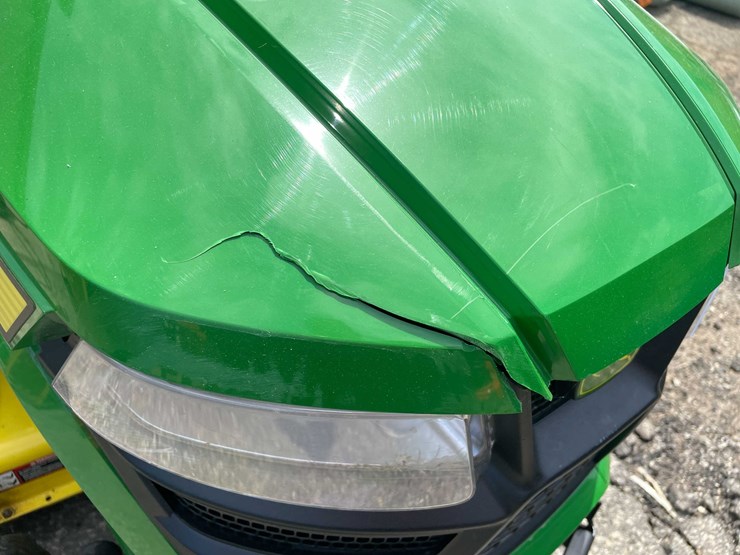 2021-john-deere-x350-image-11