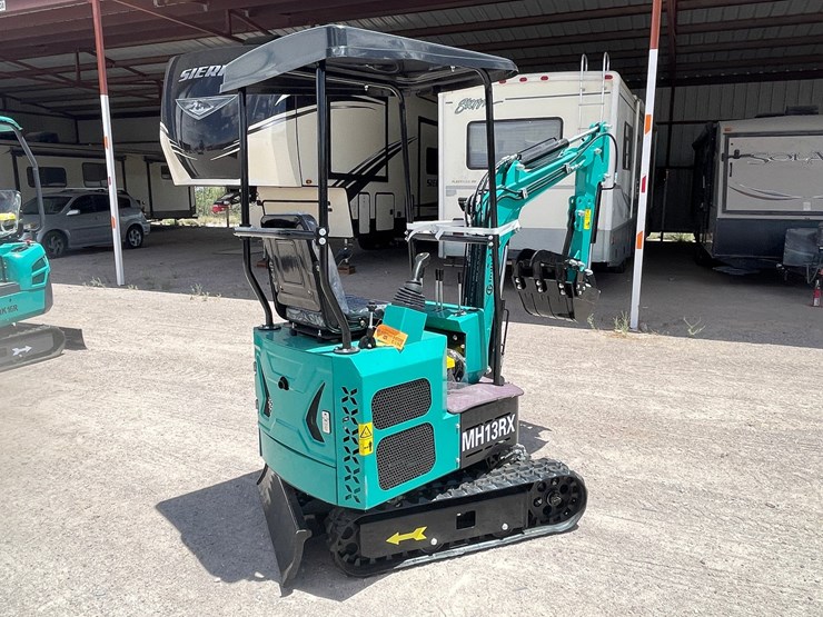 #2653-•-unused-cfg-mini-excavator-image-5