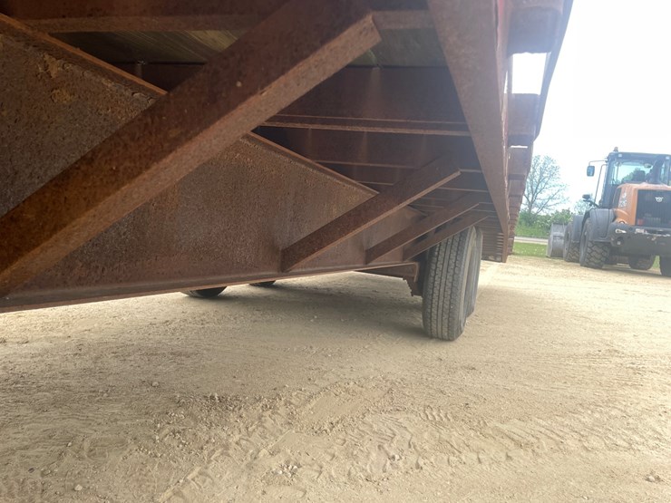 #410-•-2000-p&j-24'-gooseneck-trailer-(has-wi-title)-image-45