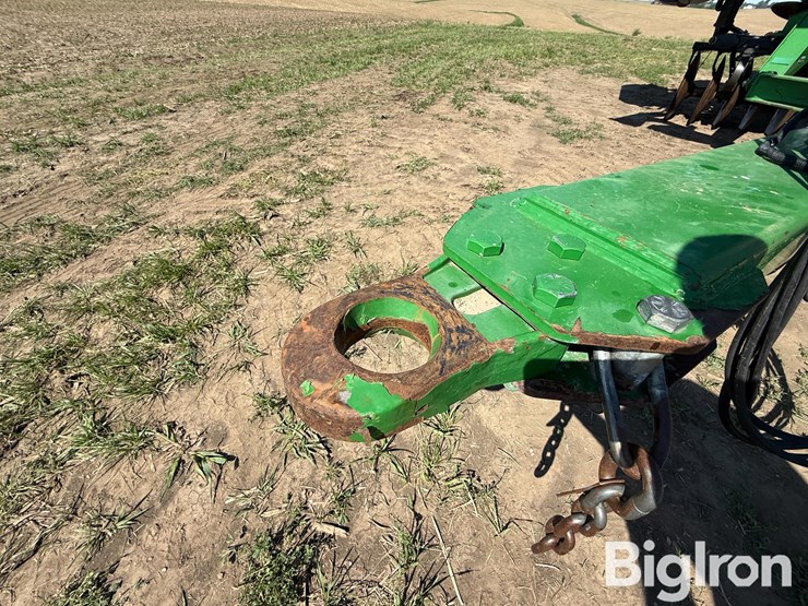 2016-john-deere-2623-image-10