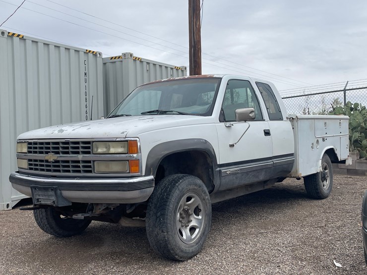 1992-chevrolet-k2500-image-1