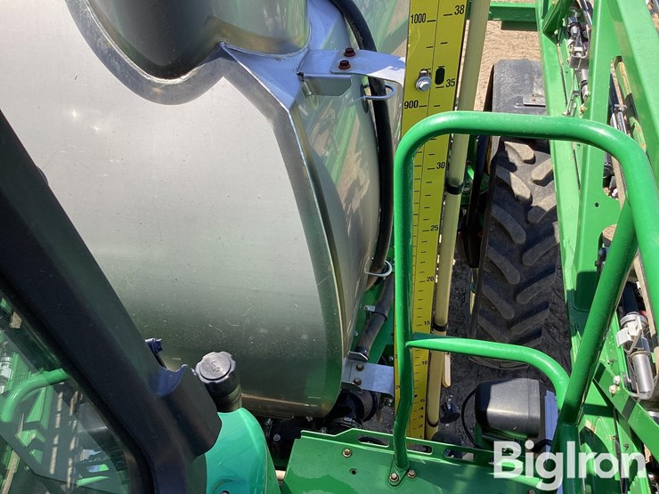 2015-john-deere-r4038-image-12