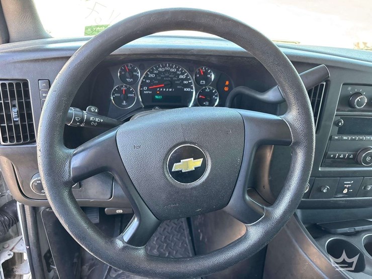 2015-chevrolet-express-2500-image-20