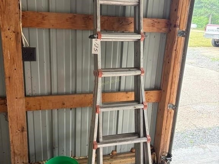 little-giant-ladder-image-1