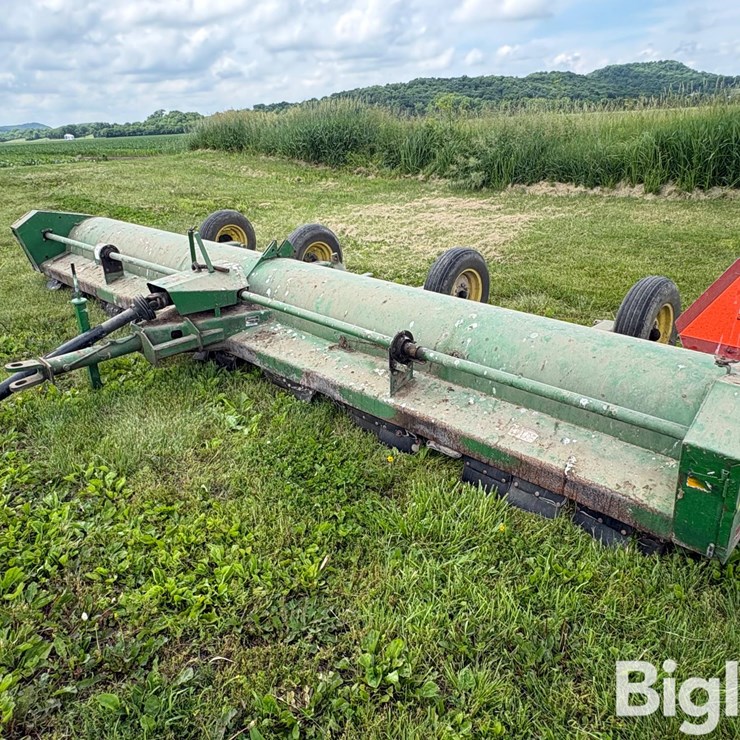 JOHN DEERE 120