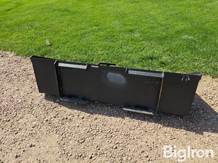 2025-72"-skid-steer-bucket-image-6