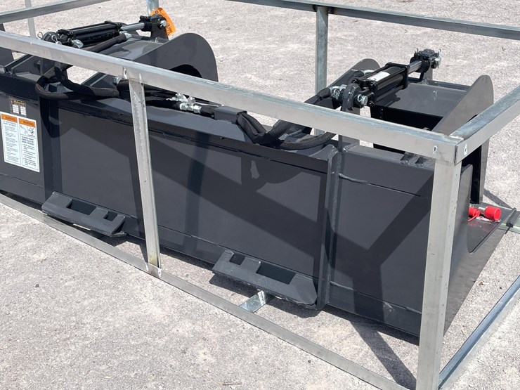 #2762-•-unused-2026-wolverine-skid-steer-grapple-bucket-attachment-image-8