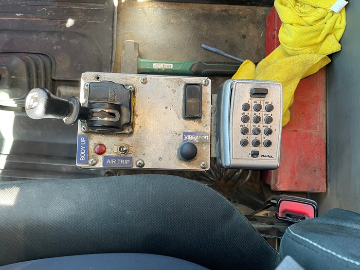2019-kenworth-t880-image-50