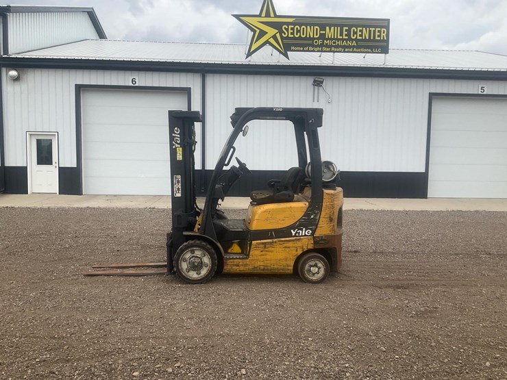 #1360-•-2007-yale-forklift-image-6