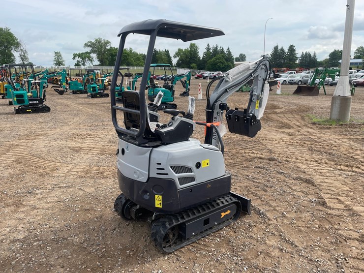 #2028-•-unused-2026-rt15r-ats-mini-excavator-image-3