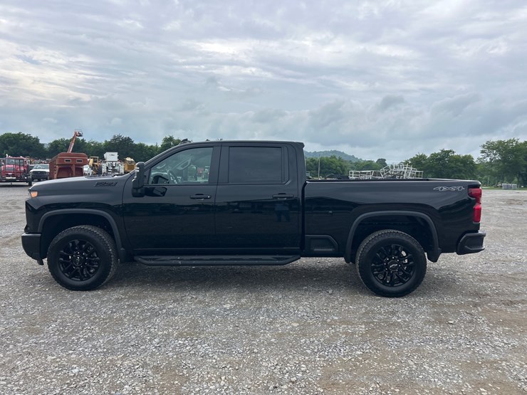 2026-chevrolet-2500hd-image-6