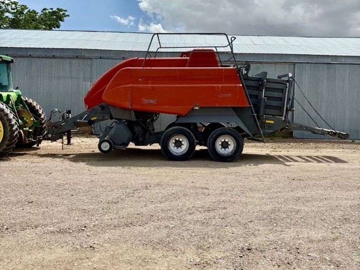 2009-massey-ferguson-2190-image-3