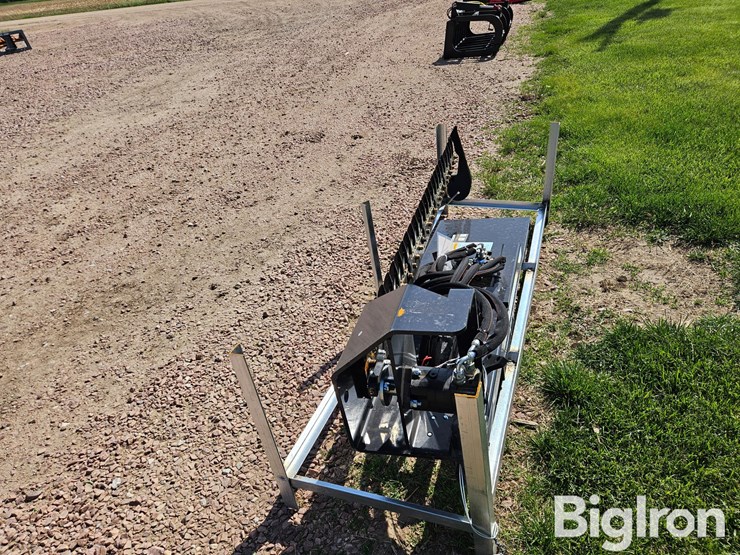 2026-wolverine-sbm-12-72w-sickle-bar-mower-skid-steer-attachment-image-4