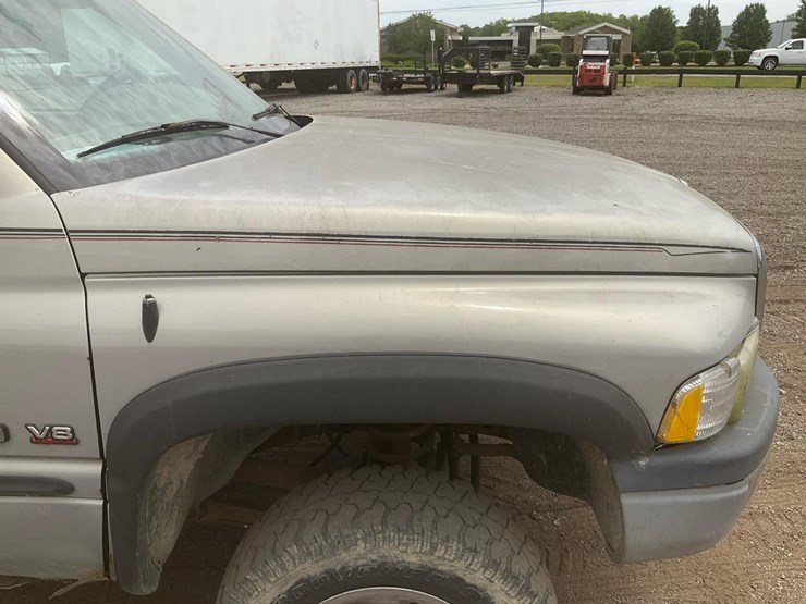 1999-dodge-2500-image-50