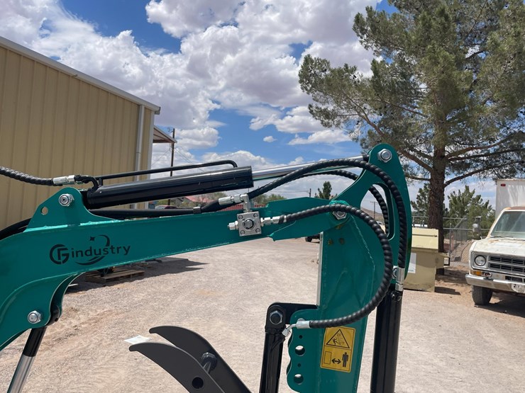 #2660-•-unused-cfg-mini-excavator-image-25