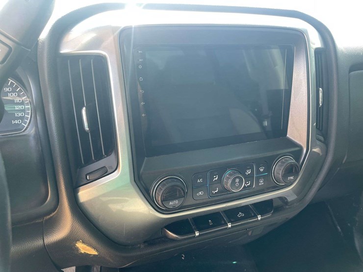 2014-chevrolet-silverado-1500-lt-image-13