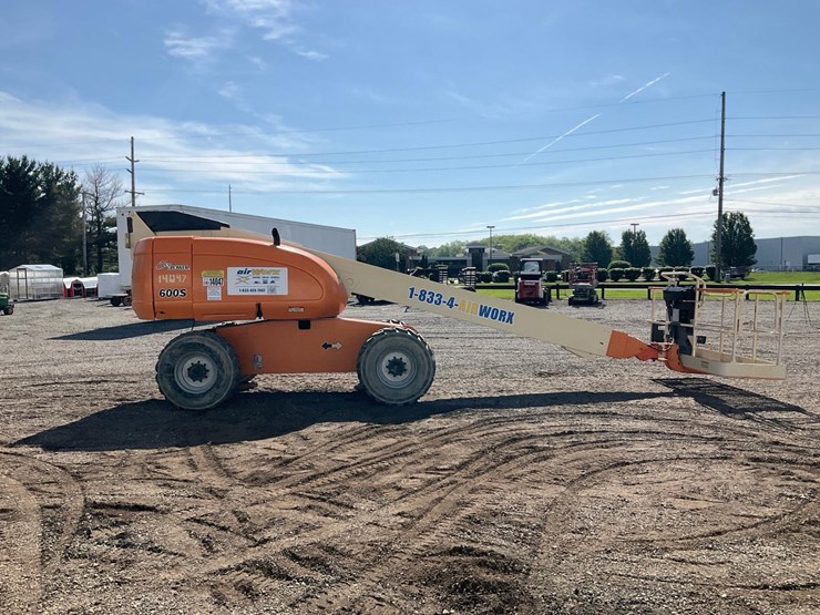 2005-jlg-600s-image-4