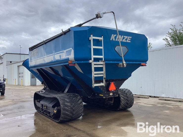 2012-kinze-1100-image-7