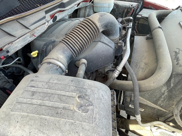 2015-dodge-ram-2500-image-34