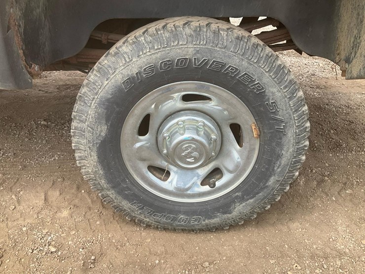 1999-dodge-2500-image-27