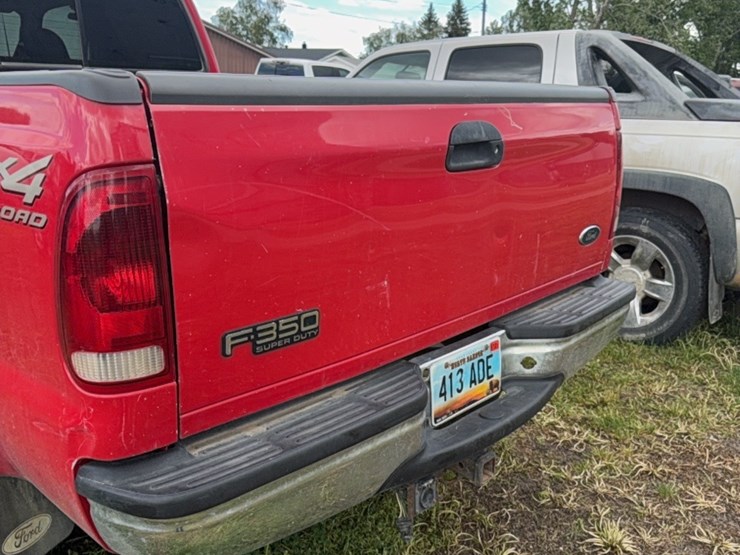 2001-ford-f350-image-27