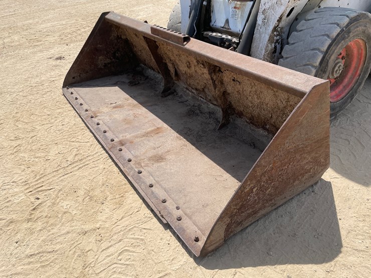 2013-bobcat-s650-image-66