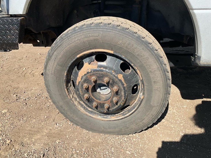 2017-ford-f350-image-17